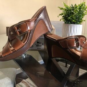 Naturalizer Wedges Size 8